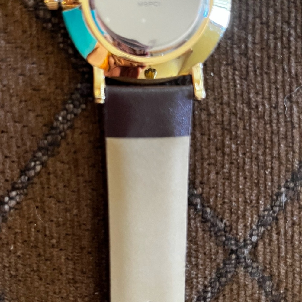 Watch - Picture 2 of 4